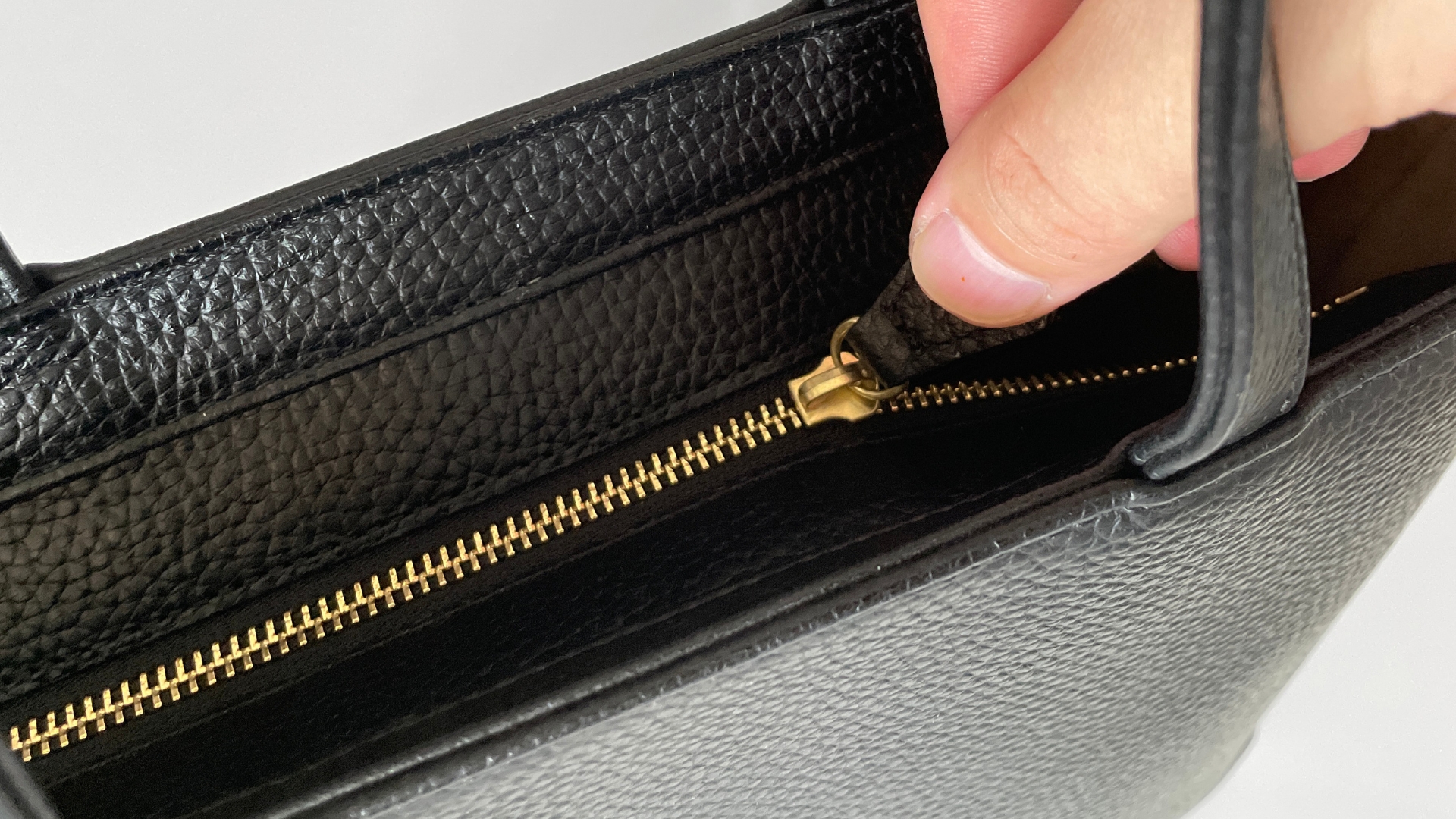 約1年使用したジップミニトート